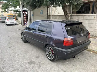  9 جولف موديل 1993 للبيع لون باذنجاني كامل اضافات
