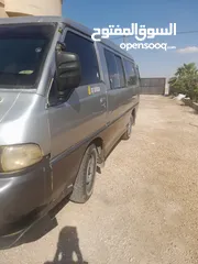  1 باص h100 موديل 2001  متور 27 بي بي   بككس ريسنج   قير عريض   باص عادي مو لمتد   مرخص لغايت 2025/10/1
