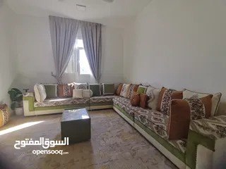  5 كراسي صاله للبيع كنبات للبيع