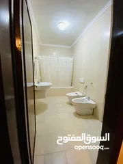  7 شقه مفروشه سوبر ديلوكس شارع الجامعه (الجبيهه)