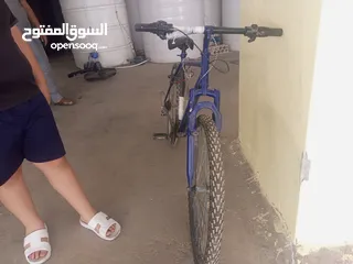  3 بسكليتات للبيع