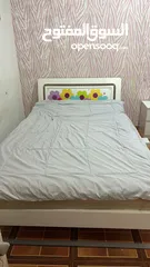  1 سرير بناتي