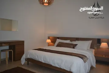  3 شقة مفروشة 120م فاخرة للايجار طابق ثالث في ارقى واجمل مناطق عمان بين فنادق 5 نجوم