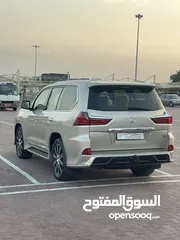  9 لكزس الدفع الرباعي LX570 2019