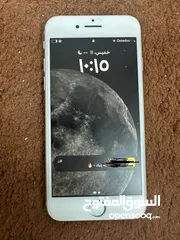  1 ايفون 8 بحاله جيده.