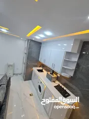  8 شقة مفروشه فخمه للايجار (عائلات فقط )