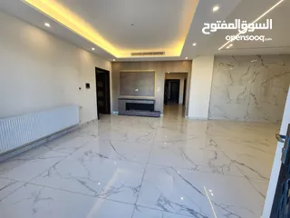  2 شقة أرضية دوبلكس فارغة للبيع في منطقة خلدا - REF: 14657