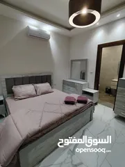  19 شقة في عمان الغربية 3 غرف نوم مع حمامين بناء وديكور ومفروشة ديلوكس درجة أولى جديدة لم تسكن