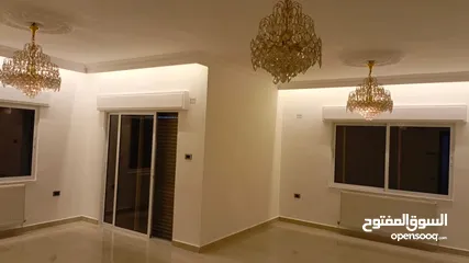  1 عرض حصرررري ـ ضاحيه النخيل ـ شقه فارغه للايجار لم تسكن بعد التجديد سوبر ديلوكس  190 متر +