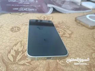  6 Iphone 12miniحاله ممتازه. ( مع باور بانك مغناطيسي واير بوت و3 كفرات للهاتف)