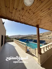  28 شاليه مع مزرعه مميز للبيع منطقة القنيه