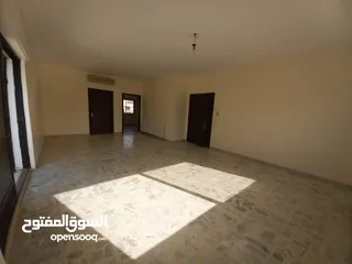  28 روف مع ترس بإطلالــــه بانوراما