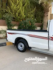  14 بكم تويوتا هيلوكس 2008 خمس شناكل خليجي  بسعر مغررررري