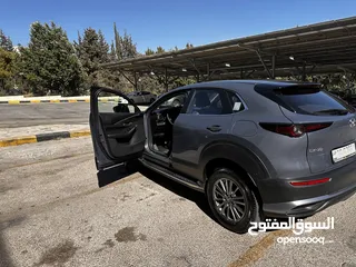  7 Mazda CX30  كهربائية بالكامل 