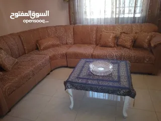  2 للبيع طقم كورنر مستعمل بحالة الممتاز. مستعمل من قبل شخصين فقط.