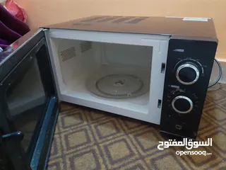  2 مايكرويف جاك   و السعة 25 لتر.........................................................