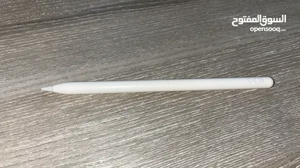  2 قلم ايباد الجيل الثاني اصلي لكن مستعمل