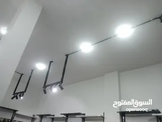  15 ديكور جاهز لمحل ألبسة أو حقائب بتصميم راقي وجاهزية كاملة!
