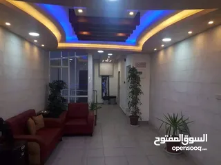  2 شقة مفروشه فخمه للايجار (عائلات فقط )