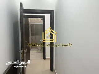  2 شقة فارغة - الرابية - 2نوم - قرب الخدمات