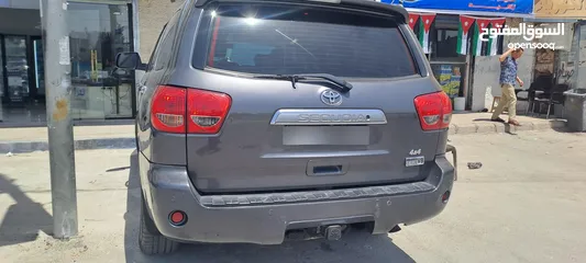  3 الى الاخوة السوريين سيارة تيوتا سكويا