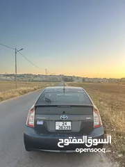  4 تويوتا بريوس 2012 للبيع