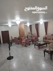  29 بسعر شقة فيلا دوبلكس مع شقة منفصلة للبيع في أبو نصير