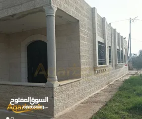  7 بيت مستقل مع مساحة خارجية للبيع   رافات – قرب صيدلية يامن