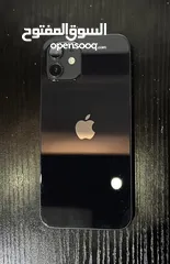  3 Iphone 12 128gb بحالة الوكالة وبدون اي خدش مع 9 كفرات وشاحن اصلي وكرتونة