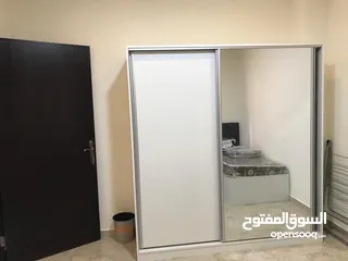  9 شقة راقية مفروشة للإيجار مقابل البوابة الشمالية - Modern furnished apartment for rent