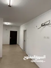  5 شقة مشطية جاهزة للبيع