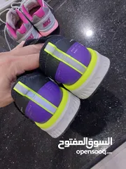  4 حذاء مشي او جري لمسافات كبيره نايك اصلي NIKE جدبد غير مستعمل مقاس 37.5  مقاوم للماء قابل لتنفس