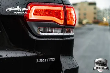  3 Jeep Grand Cherokee Limited 2017  السيارة وارد و صيانة الشركة و قطعت مسافة 142,000 كيلو متر