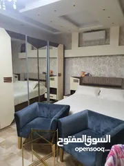 13 شقة ارضية مساحة 240 متر مع حديقة وتراس 180 متر