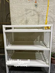  2 طاوله تغير حفاضات من IKEA جديده بالكامل