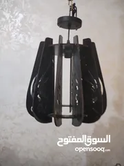  2 معلاقات خشب ونحاس وكلوبات جديد جديد غير مستعمل