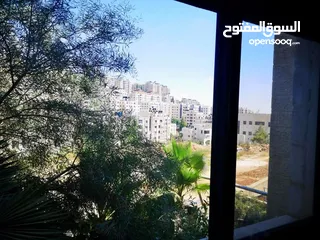  23 شقة للبيع في عين منجد رام الله مطلة على جبل المصيون مشرفة على منظر جميل مرتفع في مدينة رام الله