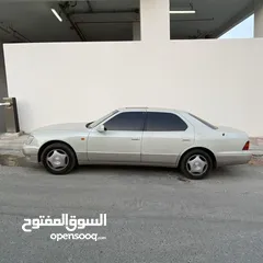  2 لكزس LS400