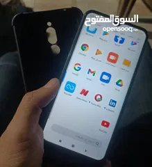  10 4 هواتف للبيع حالتهم كويسه