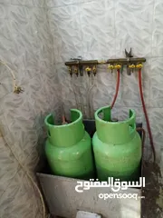  8 عدد مطعم كامله شبه جديده