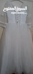  1 فساتين زفاف عدد 2 من jolly chic  مقاس xl  و 4xl للبيع