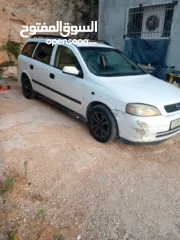  3 أوبل استرا