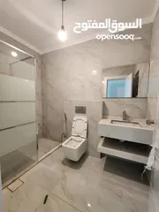  9 شقة فارغة للإيجار في الصويفية - REF: 14665
