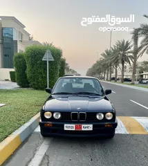  4 BMW 320i 1990