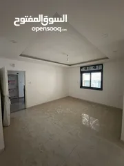  1 شقه للبيع مع حديقه بعين منجد