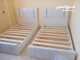  9 سرير كبتنى