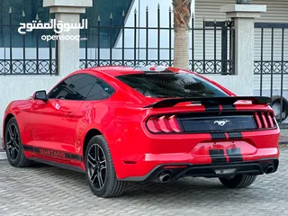  7 Ford Mustang EcoBoost 2020