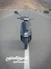  11 للبيع سوزوكي 100cc مزودة مع الاوراق