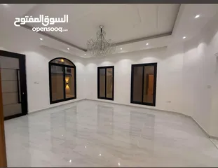  3 فيلا فاخرة للبيع في الحليو - مقابل أزھى   زاوية مميزة – موقع راقٍ وسكني