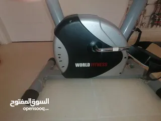  4 دراجة رياضية ثابتة لتخسيس الجسم وحرق الدهون بحالة الجديد